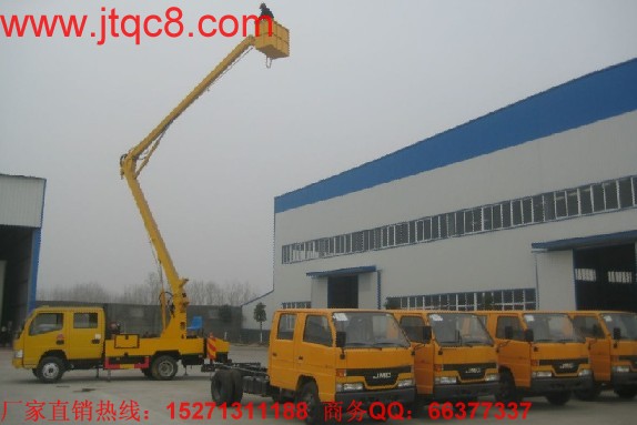 江鈴13.5米登高車(chē)主要用于:電力公司(包括路燈維修,監(jiān)控安裝,電力搶修)、廣告公司、家政服務(wù)、市政園林裁剪、企業(yè)廠(chǎng)房、碼頭通信、機(jī)場(chǎng)、造(修)船、交通、廣告、攝影等高空作業(yè)領(lǐng)域。